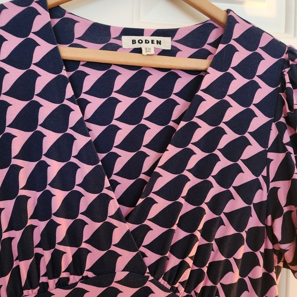 Boden Kristen Pleated Jersey Dress Size 10P Strawberry Sherbert Birdie Office - Picture 13 of 15